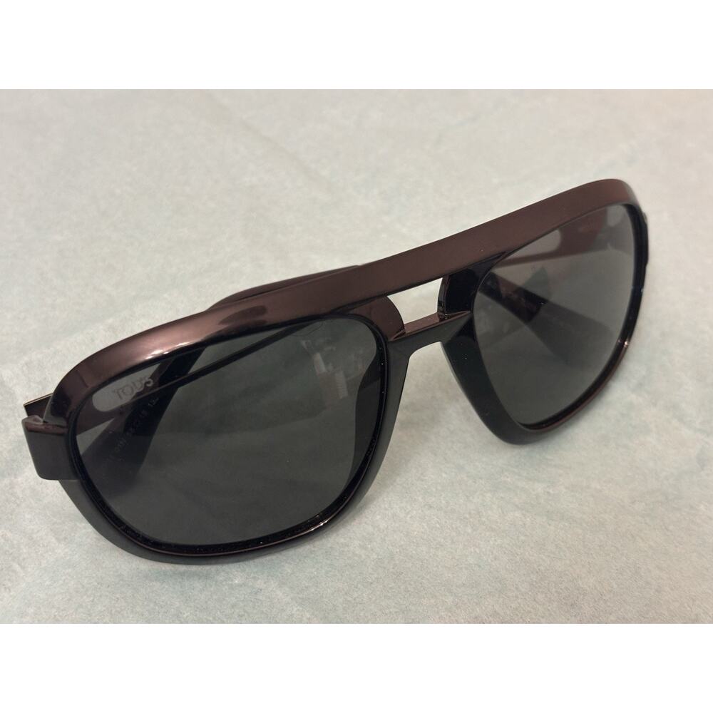 TOD'S Women's Black 'TO11' Oval Sunglasses